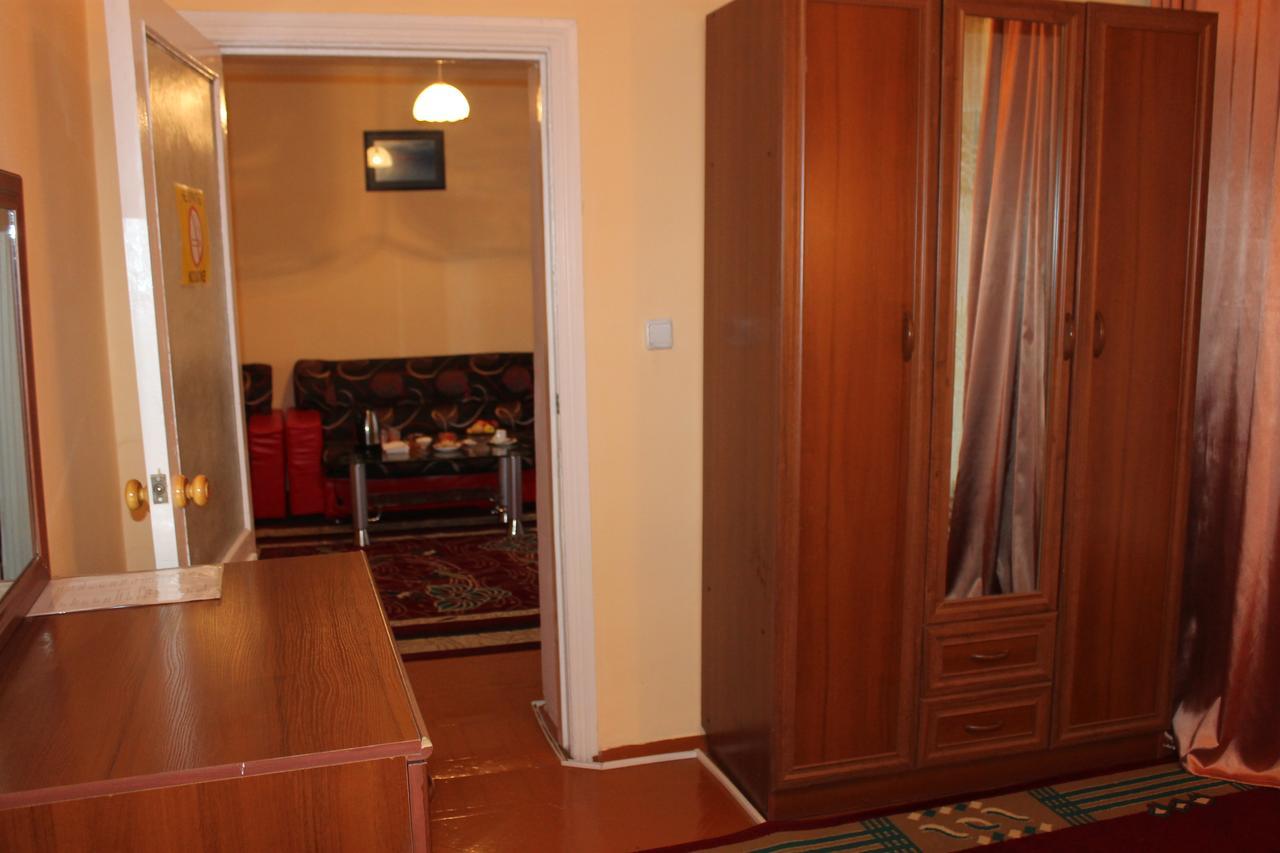 Otel Issyk-Kul Karakol Dış mekan fotoğraf